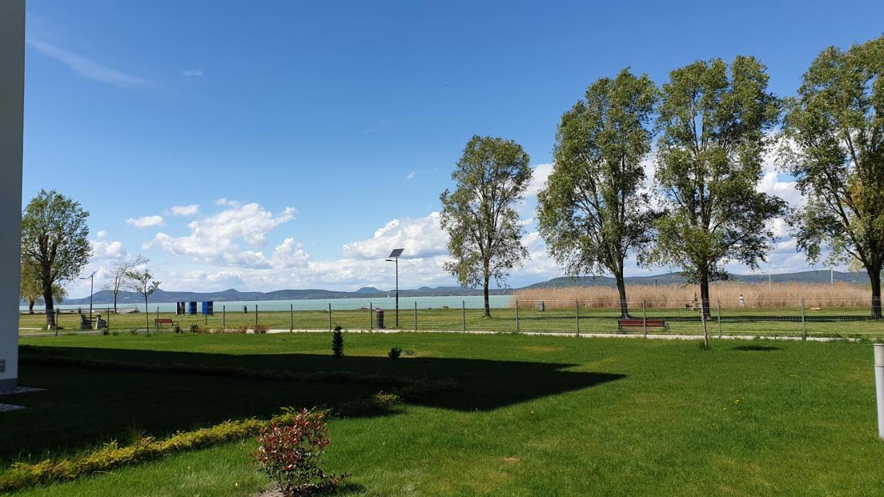 Lelle Resort Cb34 Balatonlelle Εξωτερικό φωτογραφία