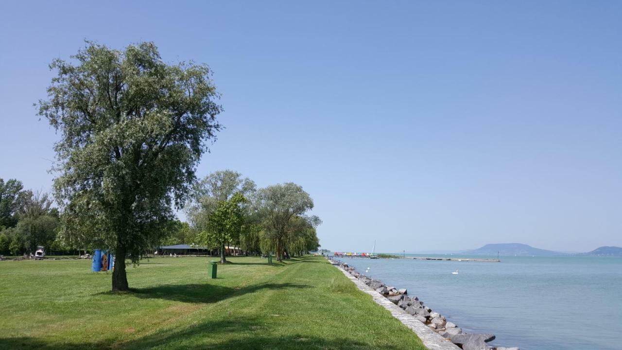 Lelle Resort Cb34 Balatonlelle Εξωτερικό φωτογραφία