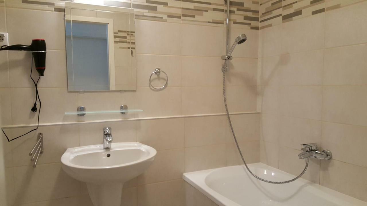Lelle Resort Cb34 Balatonlelle Εξωτερικό φωτογραφία