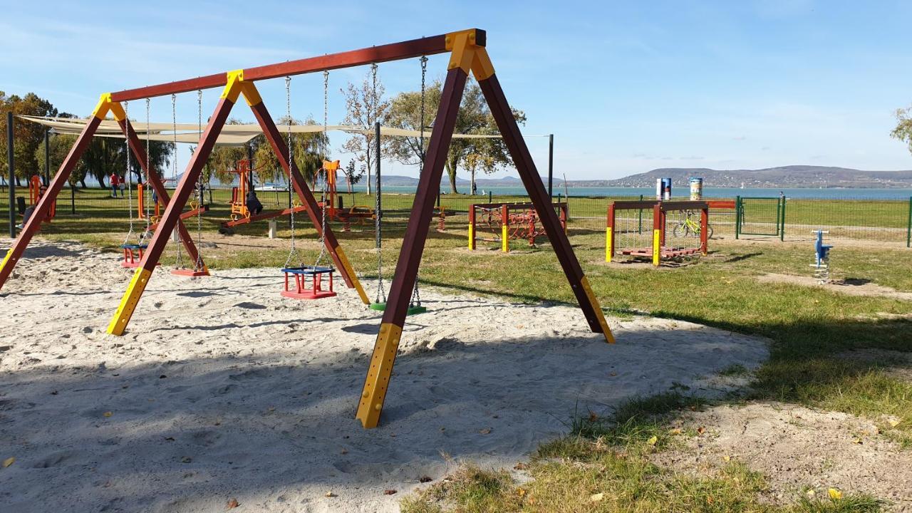 Lelle Resort Cb34 Balatonlelle Εξωτερικό φωτογραφία